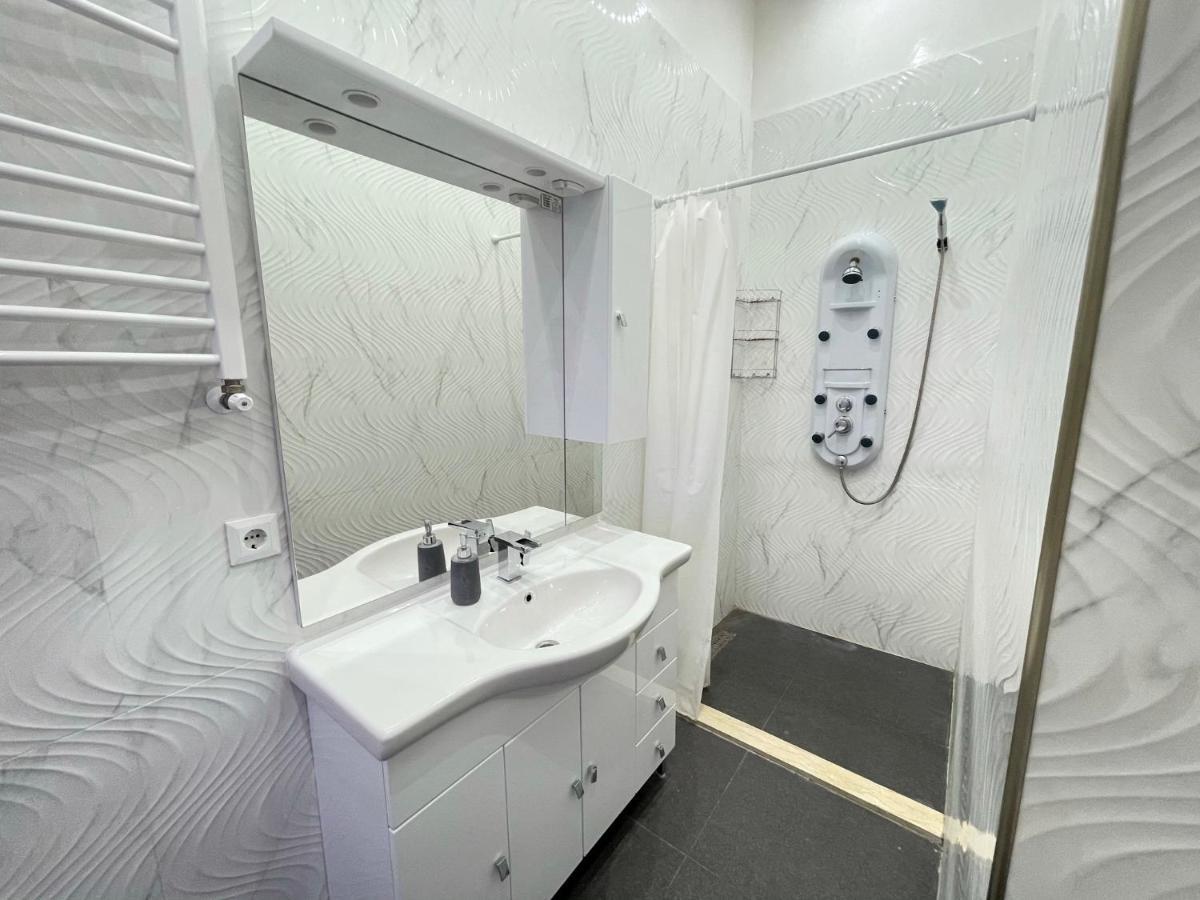 Deluxe Sapphire Residency - 4 Bedrooms Budapest Luaran gambar